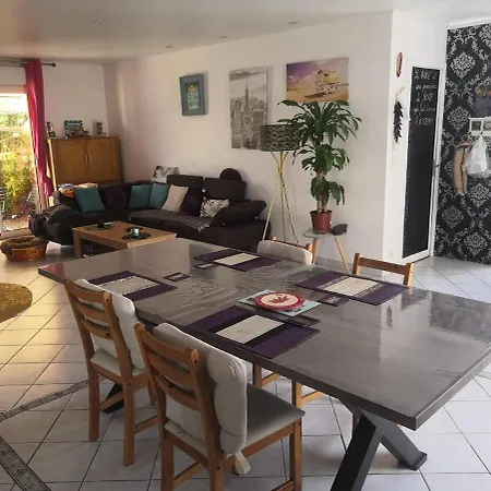 Maison Chaleureuse Dans Le Sud * Cournonsec