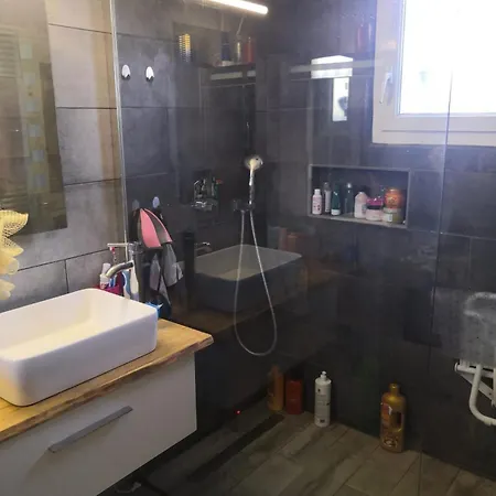 Maison Chaleureuse Dans Le Sud * Cournonsec